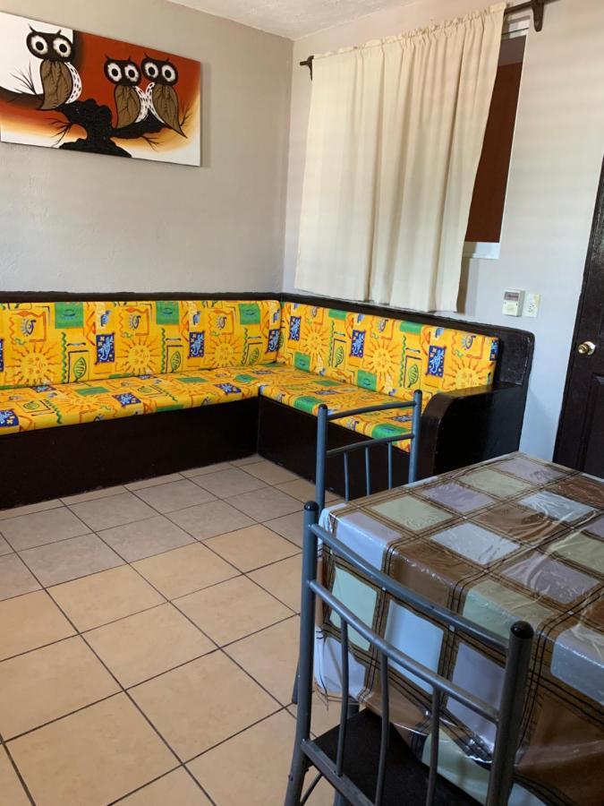 Mariposa Hotel